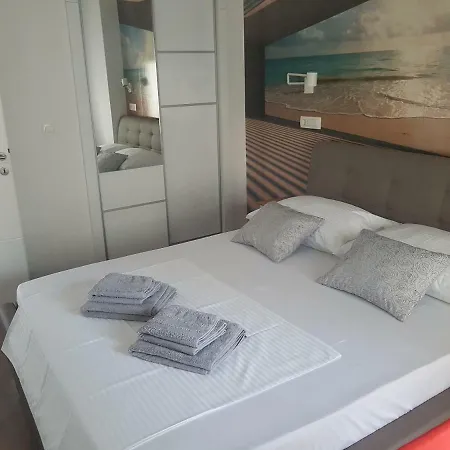 Apartment Apartman Jerkovic *** Makarska